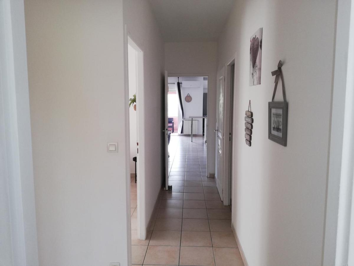 Superbe Appartement De 90M2 A Uzes Super Equipe Avec Garage Et Grand Parking Privatif Ngoại thất bức ảnh